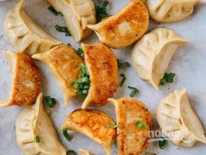 Жаренные китайские пельмени