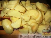 Цимес из картофеля, курицы, изюма и чернослива