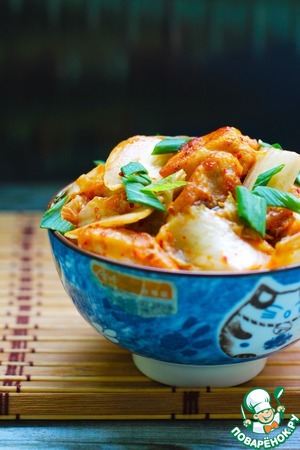 Стирфрай из курицы и кимчи