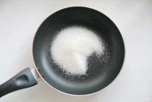 Курица в кисло-сладком луковом соусе