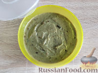 Мороженое из авокадо с финиками