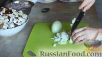 Картошка в горшочках с мясом и грибами