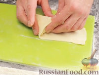 Иерусалимские бурекасы (пирожки) с брынзой и баклажанами