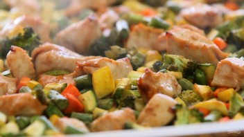 Курица с домашним соусом "Терияки"