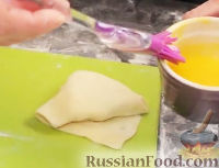 Иерусалимские бурекасы (пирожки) с брынзой и баклажанами